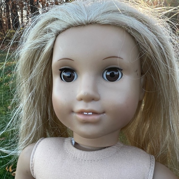 American Girl Doll PLEASANT COMPANY Blonde MESSY Hair Brown Eyes Body Marks TLC - Picture 4 of 16